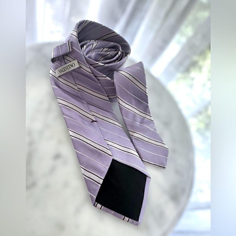Valentino 100% Silk Purple Lavender & White Tie 3.25” Wide - Picture 8 of 12